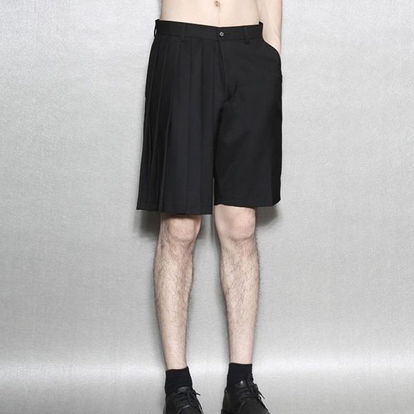 gangfeng dark department, pleated asymmetric loose five-minute suit shorts man, White;black
gangfeng dark department, pleated asymmetric loose five-minute suit shorts man, White;black
