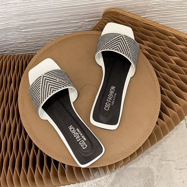 2021 summer fashion ladies sandals large size outer wear flat-bottom beach slippers wear-resistant lightweight sandals1, Black
2021 summer fashion ladies sandals large size outer wear flat-bottom beach slippers wear-resistant lightweight sandals1, Black