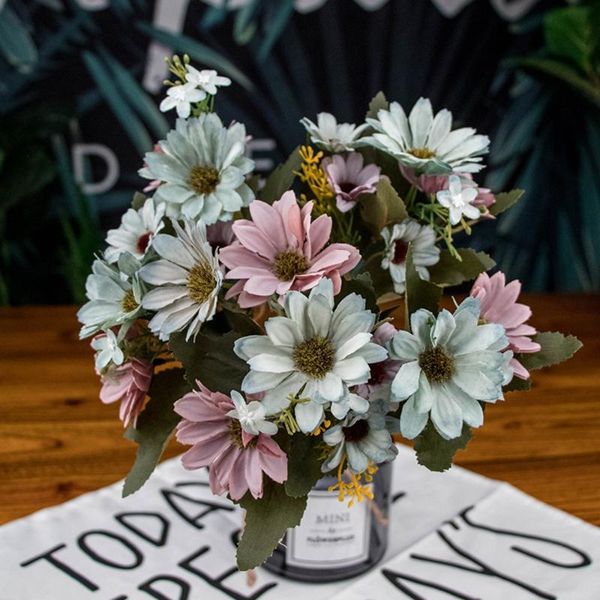 21 heads/1pcs silk daisy bride bouquet for christmas home wedding new year decoration fake plants sunflower artificial flowers
21 heads/1pcs silk daisy bride bouquet for christmas home wedding new year decoration fake plants sunflower artificial flowers