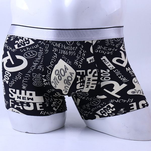 underwear men's middle waist ice silk traceless youth cartoon trend personality boxer, Black;white
underwear men's middle waist ice silk traceless youth cartoon trend personality boxer, Black;white