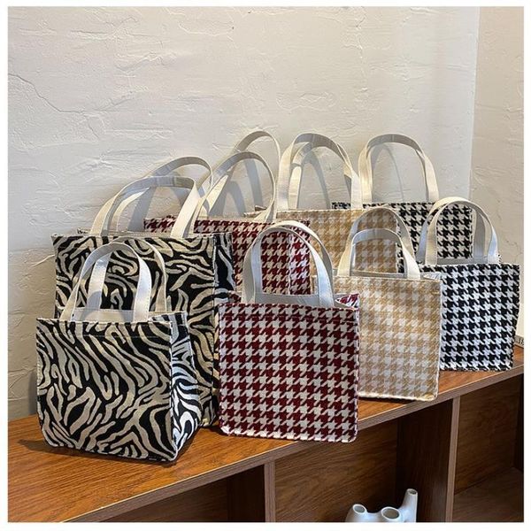 foreign mother portable underarm 2021 korean version of simple and women's trade child bag urban fashion shoulder casual ins ba bjhjx
foreign mother portable underarm 2021 korean version of simple and women's trade child bag urban fashion shoulder casual ins ba bjhjx
