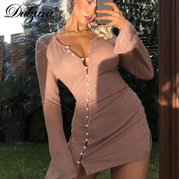 solid buttons women hollow out mini dress slit long sleeve v ne bodycon slim streetwear 2021 autumn winter club, Black;white
solid buttons women hollow out mini dress slit long sleeve v ne bodycon slim streetwear 2021 autumn winter club, Black;white