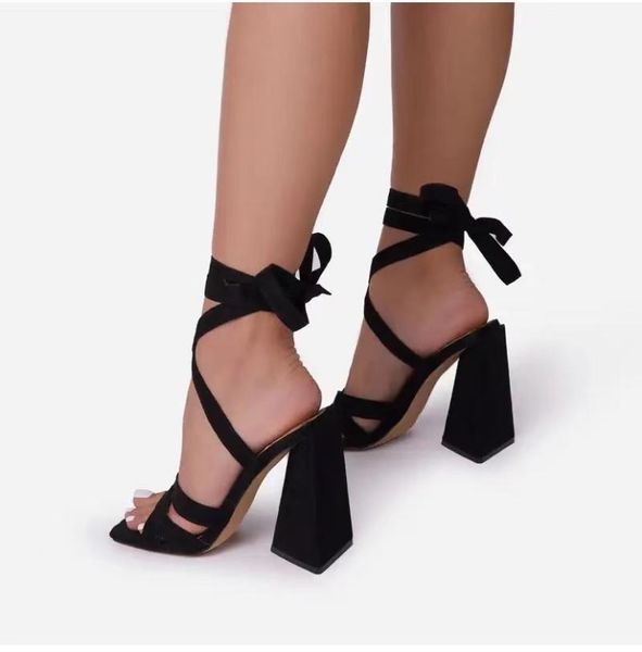 sandals heels 2021 summer triangle cross-strap women's shoes flock fashion solid narrow band squared toe size 36-43, Black
sandals heels 2021 summer triangle cross-strap women's shoes flock fashion solid narrow band squared toe size 36-43, Black