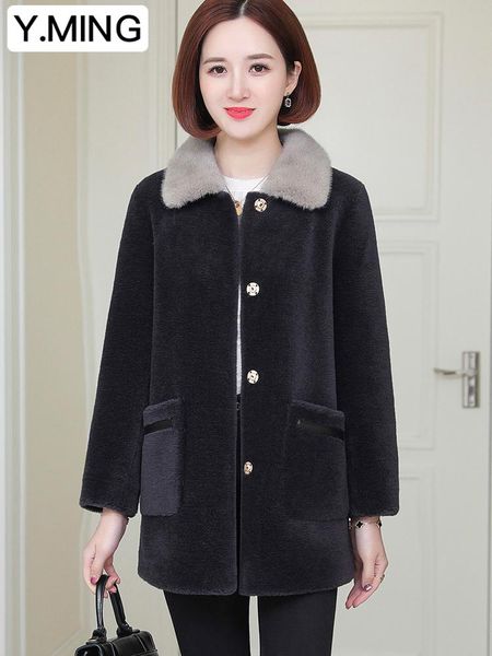 women's fur & faux cashmere coat 2021 winter mink wool integrated aging show thin granule lamb, Black
women's fur & faux cashmere coat 2021 winter mink wool integrated aging show thin granule lamb, Black