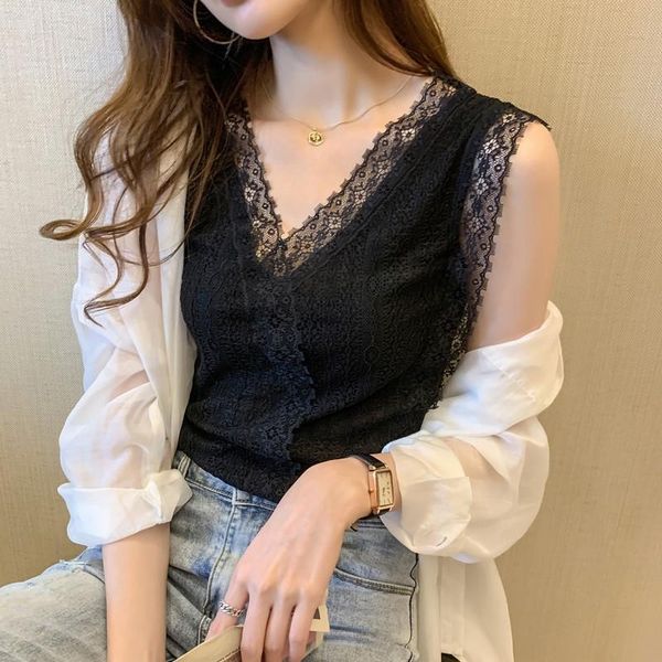 spring and summer korean version black lace stitching vest suspender with short sleeveless t-shirt camisoles & tanks, Black;white
spring and summer korean version black lace stitching vest suspender with short sleeveless t-shirt camisoles & tanks, Black;white