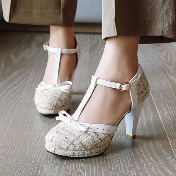 fashionable drop shoes woman patchwork t-straps spike heels large size 33-48 non-slip office ladies sandals dress, Black
fashionable drop shoes woman patchwork t-straps spike heels large size 33-48 non-slip office ladies sandals dress, Black