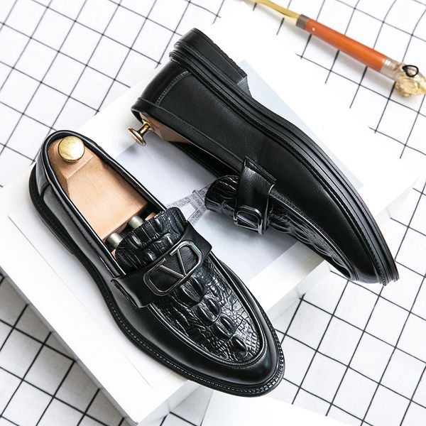 formal leather shoes men's busins leisure one foot pedal four seasons low 38 small fashion trend, Black
formal leather shoes men's busins leisure one foot pedal four seasons low 38 small fashion trend, Black