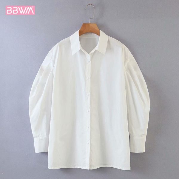 white simplicity fresh lapel long sleeve single breasted chic women's shirt loose versatile temperament cute female 210507
white simplicity fresh lapel long sleeve single breasted chic women's shirt loose versatile temperament cute female 210507