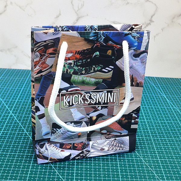 jinmo jewelry mini model three-dimensional factory sneakers keychain trade shoebox matching cardboard shoe bag tote ugtem
jinmo jewelry mini model three-dimensional factory sneakers keychain trade shoebox matching cardboard shoe bag tote ugtem