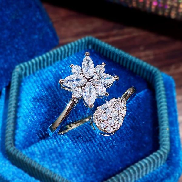 wedding rings huitan aesthetic lady opening with shiny cz flower party women accessories silver color jewelry, Slivery;golden
wedding rings huitan aesthetic lady opening with shiny cz flower party women accessories silver color jewelry, Slivery;golden