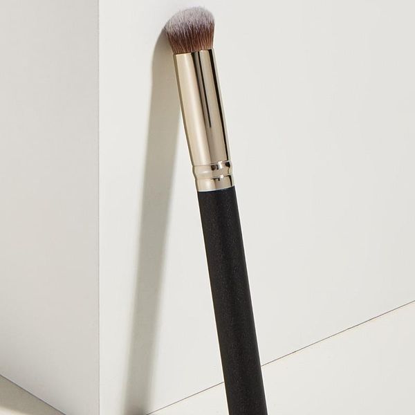 makeup brushes 1pc handle professional powder eyeshadow cosmetic brush soft hair eyes make up beauty tools brochas maquillaje
makeup brushes 1pc handle professional powder eyeshadow cosmetic brush soft hair eyes make up beauty tools brochas maquillaje