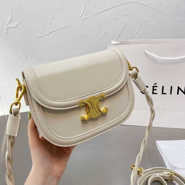 sailin arc de triomphe saddle real leather bean curd simple one shoulder messenger bag candy color fashion bag storage bags
sailin arc de triomphe saddle real leather bean curd simple one shoulder messenger bag candy color fashion bag storage bags