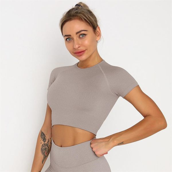 yoga outfit seamless knitting fast drying sports fitness crop short sleeve women professional training running tight clothes
yoga outfit seamless knitting fast drying sports fitness crop short sleeve women professional training running tight clothes