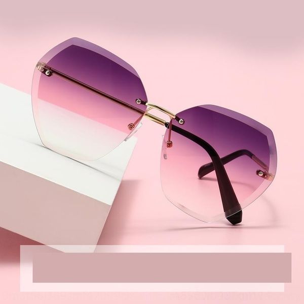 jyk from 2021 factory female polygonal crystal cycling trimming outdoor round eyeglass face thin star crystal sunglasses net red sunglasses, White;black
jyk from 2021 factory female polygonal crystal cycling trimming outdoor round eyeglass face thin star crystal sunglasses net red sunglasses, White;black