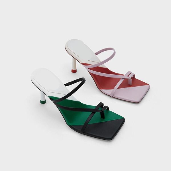 slippers shoes women thin heels square toe cross-tied rubber flip flops low heeled mules flat black sandals slides soft hawaiia
slippers shoes women thin heels square toe cross-tied rubber flip flops low heeled mules flat black sandals slides soft hawaiia
