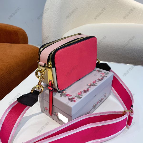 zipper women shoulder bag classic fashion designer ladies handbag messenger bags small snapscamera crossbody with wide strap
zipper women shoulder bag classic fashion designer ladies handbag messenger bags small snapscamera crossbody with wide strap