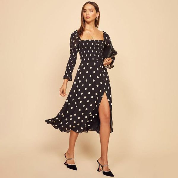 casual dresses vintage polka dot women midi dress autumn 2021 square collar puff sleeve lace up chiffon robe retro french sliting chic vesti, Black;gray
casual dresses vintage polka dot women midi dress autumn 2021 square collar puff sleeve lace up chiffon robe retro french sliting chic vesti, Black;gray