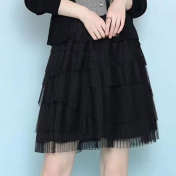 spring autumn women elastic waist casual pathwork mesh panelled over knee cascading high a-line skirt 210510, Black
spring autumn women elastic waist casual pathwork mesh panelled over knee cascading high a-line skirt 210510, Black