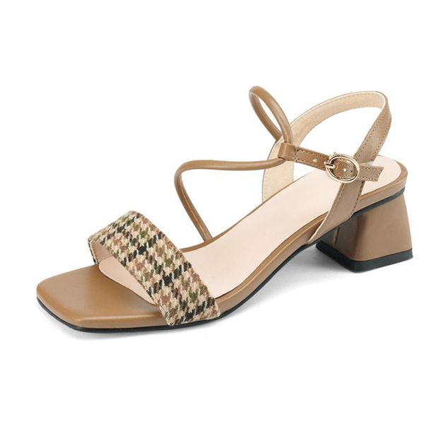 sandals thick heel middle heels open toe summer women's shoes 2021 large size 40-43 casual party elegant women, Black
sandals thick heel middle heels open toe summer women's shoes 2021 large size 40-43 casual party elegant women, Black