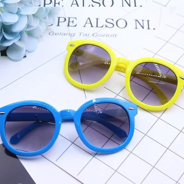 children's glasses sunscreen sunglasses for boys and girls korean anti uv summer fashion personality, White;black
children's glasses sunscreen sunglasses for boys and girls korean anti uv summer fashion personality, White;black