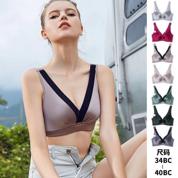 underwear women's brassiere waistcoat without steel ring big chest shows small gather and close the accessory breast adjustable, Black;white
underwear women's brassiere waistcoat without steel ring big chest shows small gather and close the accessory breast adjustable, Black;white