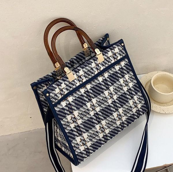 evening bags portable large-capacity shopping bag fashion canvas commuter women's tote trendy ins chic shoulder handbags purse1
evening bags portable large-capacity shopping bag fashion canvas commuter women's tote trendy ins chic shoulder handbags purse1