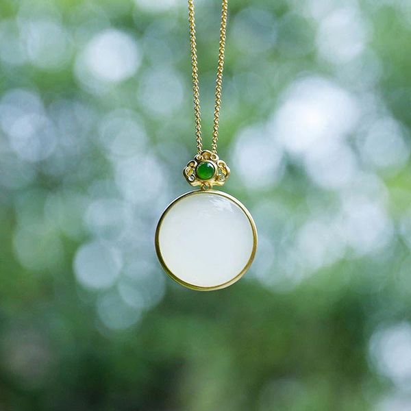 chains silver inlaid natural hetian white jade pendant necklace chinese style retro minority design light luxury charm women's jewelry
chains silver inlaid natural hetian white jade pendant necklace chinese style retro minority design light luxury charm women's jewelry
