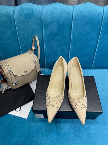 dress shoes elegant thin heel pointed high heels crystal toe pumps string bead bordered office genuine leather women's, Black
dress shoes elegant thin heel pointed high heels crystal toe pumps string bead bordered office genuine leather women's, Black