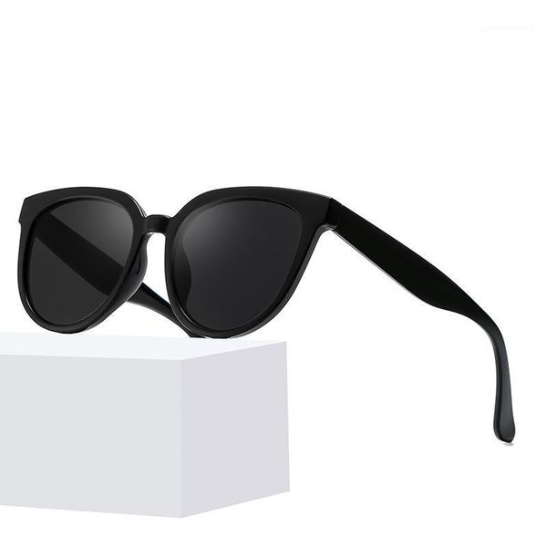 vintage polarized light sunglasses women simple luxury anti-glare sun glasses brand designer sunshade eyewear, White;black
vintage polarized light sunglasses women simple luxury anti-glare sun glasses brand designer sunshade eyewear, White;black