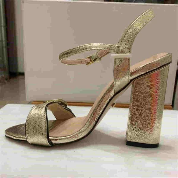 70% off wholesale flip-flops white chunky heel sandals designer shoes women luxury platform sandal 11 cm heels, Black
70% off wholesale flip-flops white chunky heel sandals designer shoes women luxury platform sandal 11 cm heels, Black