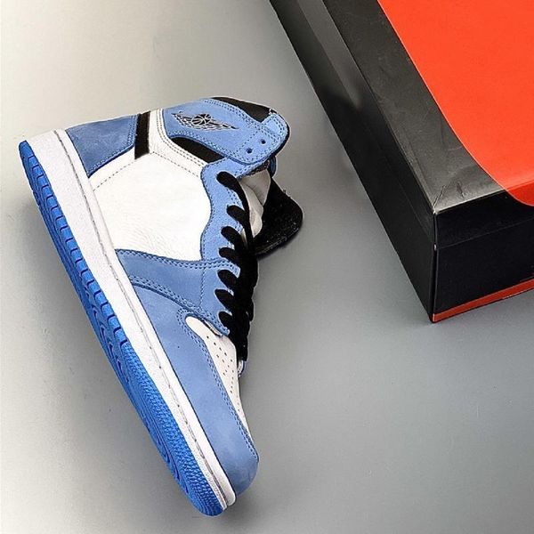 high og with 1s university black size unc luxurys basketball shoes white men fashion trainers blue designer sneakers 555088-134 36-47.5 avuh
high og with 1s university black size unc luxurys basketball shoes white men fashion trainers blue designer sneakers 555088-134 36-47.5 avuh