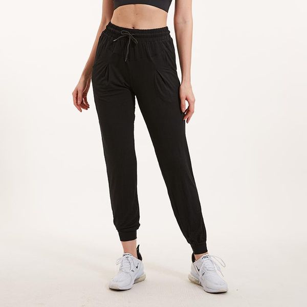 running pants women model sweatpants drawstring training joggers trousers loose slim yoga fitness thin section outdoors slacks, Black;blue
running pants women model sweatpants drawstring training joggers trousers loose slim yoga fitness thin section outdoors slacks, Black;blue