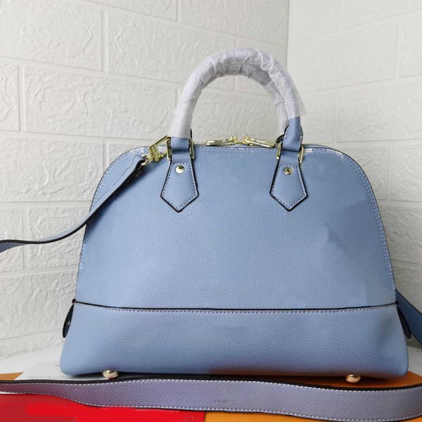 designer handbags crossbody bag backpack shell hand purse lager capacity embossing shoulder s fashion l letter gold hardware zipper closure
designer handbags crossbody bag backpack shell hand purse lager capacity embossing shoulder s fashion l letter gold hardware zipper closure