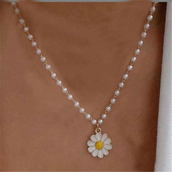 chains aide gold plated summer white daisy flower necklaces for women charm fashion jewelry on the neck pendientes collares gift, Silver
chains aide gold plated summer white daisy flower necklaces for women charm fashion jewelry on the neck pendientes collares gift, Silver