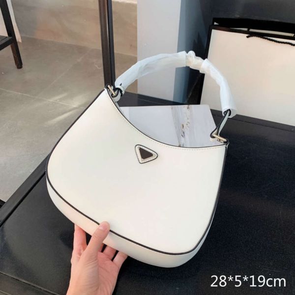 women hobos xury handbags purs fashion single shoulder bag digners handbag small size lady baguett underarm triangle with letters di55
women hobos xury handbags purs fashion single shoulder bag digners handbag small size lady baguett underarm triangle with letters di55