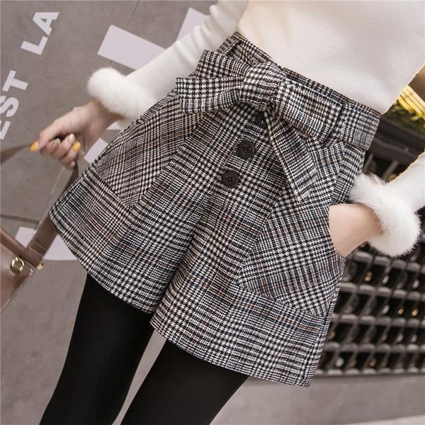 women's shorts high street autumn winter wide leg woolen plaid bow a-line slim women bootcut chic aesthetic school, White;black
women's shorts high street autumn winter wide leg woolen plaid bow a-line slim women bootcut chic aesthetic school, White;black