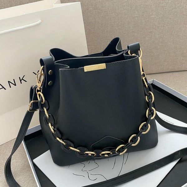 evening bags women drawstring pu leather personality fashion all-match crossbody shoulder bucket bag spring autumn 2021
evening bags women drawstring pu leather personality fashion all-match crossbody shoulder bucket bag spring autumn 2021