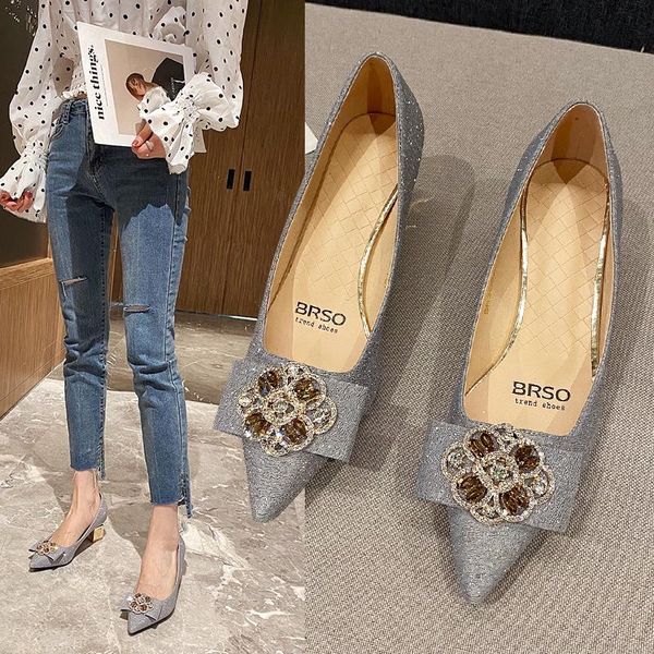 dress shoes sequind cloth pointed toe women pumps thick square high heels party with bow size 34 40, Black
dress shoes sequind cloth pointed toe women pumps thick square high heels party with bow size 34 40, Black