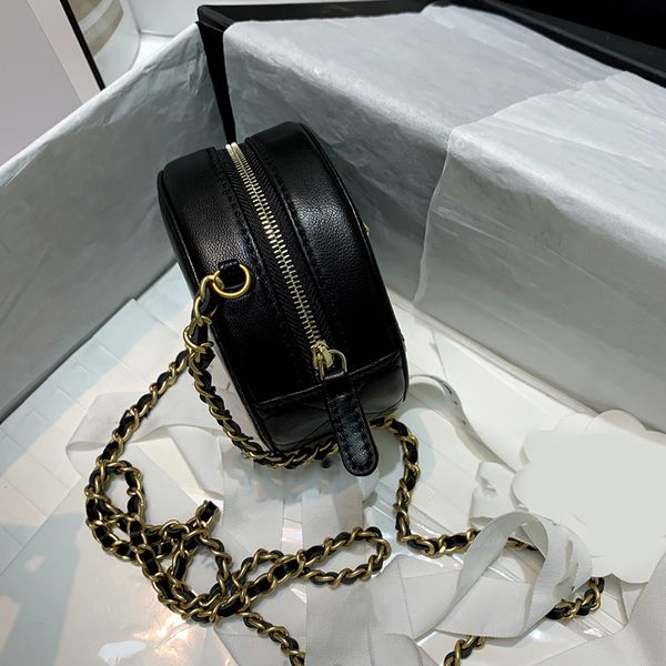 880001 lady's one-shoulder shoulder bag designer 7a high-end customized quality dazzling suitable for collecting small household 0563
880001 lady's one-shoulder shoulder bag designer 7a high-end customized quality dazzling suitable for collecting small household 0563