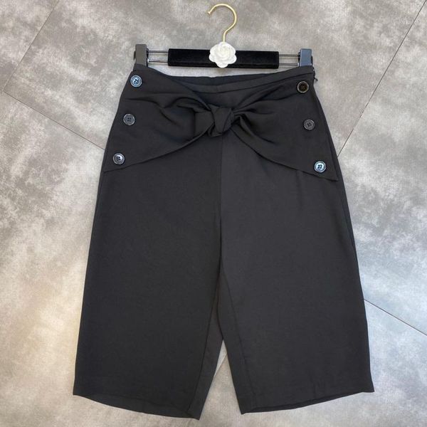 women's pants & capris fabpop 2021 design high waist bow buttons black knee length casual half trousers women gb911, Black;white
women's pants & capris fabpop 2021 design high waist bow buttons black knee length casual half trousers women gb911, Black;white