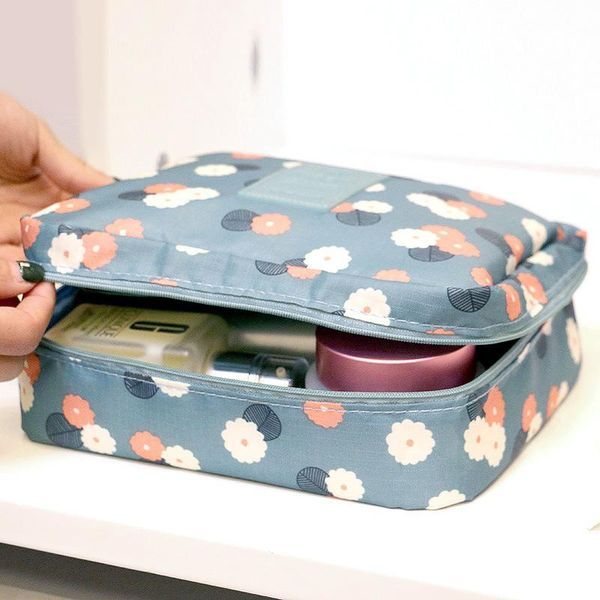 cosmetic bag portable large-capacity travel wash business ladies waterproof storage multifunctional carry bags & cases
cosmetic bag portable large-capacity travel wash business ladies waterproof storage multifunctional carry bags & cases