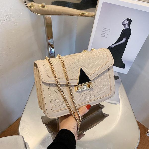 texture small bag 2021 fashion net red square chain women's versatile one shoulder messenger bags 
texture small bag 2021 fashion net red square chain women's versatile one shoulder messenger bags