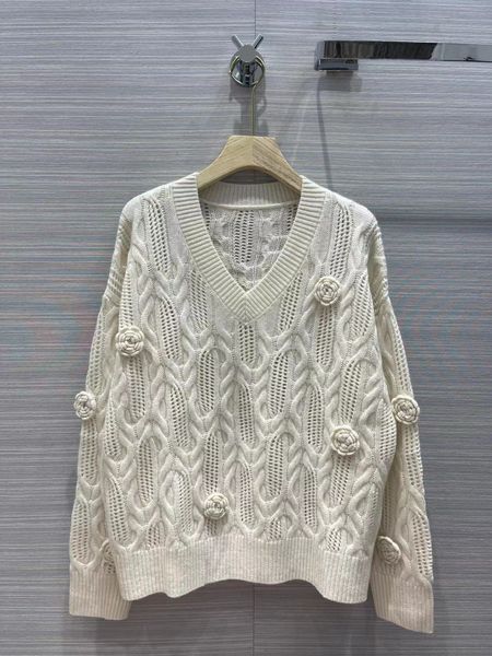 milan runway sweaters 2021 autumn winter long sleeves v neck women's coats high end jacquard pullovers women designer sweater 1020-25, White;black
milan runway sweaters 2021 autumn winter long sleeves v neck women's coats high end jacquard pullovers women designer sweater 1020-25, White;black