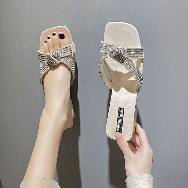 summer women's sandals letter metal buckle flat slippers women non-slip beach shoes casual ladies, Black
summer women's sandals letter metal buckle flat slippers women non-slip beach shoes casual ladies, Black