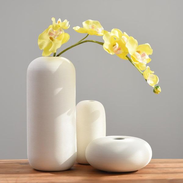 vases china jingdezhen porcelain creative simple modern style white vase wedding home decoration wy
vases china jingdezhen porcelain creative simple modern style white vase wedding home decoration wy