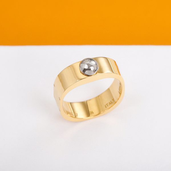 Europe America Fashion Men Lady Women Rings Titanium Steel Engraved Flower V Initials Single Rivet Narrow Square Ring 3 Colour Size US5-US10
