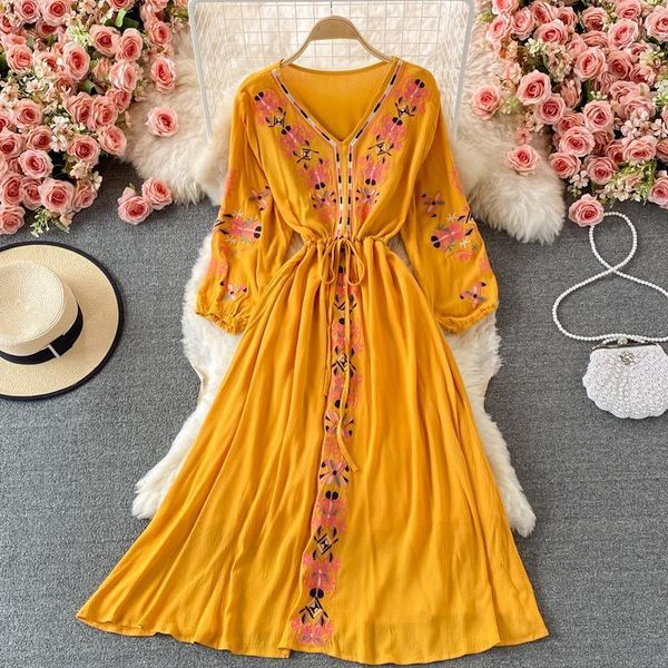casual dresses ethnic style v-neck embroidery dress long sleeve travel seaside vacation beach skirt waist-tight slimming large hem, Black;gray
casual dresses ethnic style v-neck embroidery dress long sleeve travel seaside vacation beach skirt waist-tight slimming large hem, Black;gray