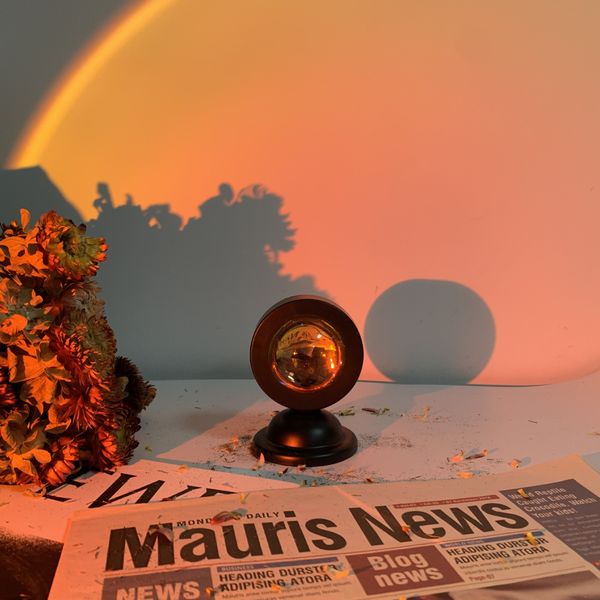 Mini Sunset Light Sunset Projection Lamp Sunset 12W Simulator Projector 180 Degree Rotation LED Night Light for Bedroom Photo Live Stream
Mini Sunset Light Sunset Projection Lamp Sunset 12W Simulator Projector 180 Degree Rotation LED Night Light for Bedroom Photo Live Stream
