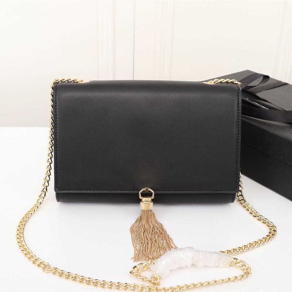 sports women's luxury designers bags 2021 fashionable and comfortable one-shoulder diagonal bag handbag
sports women's luxury designers bags 2021 fashionable and comfortable one-shoulder diagonal bag handbag