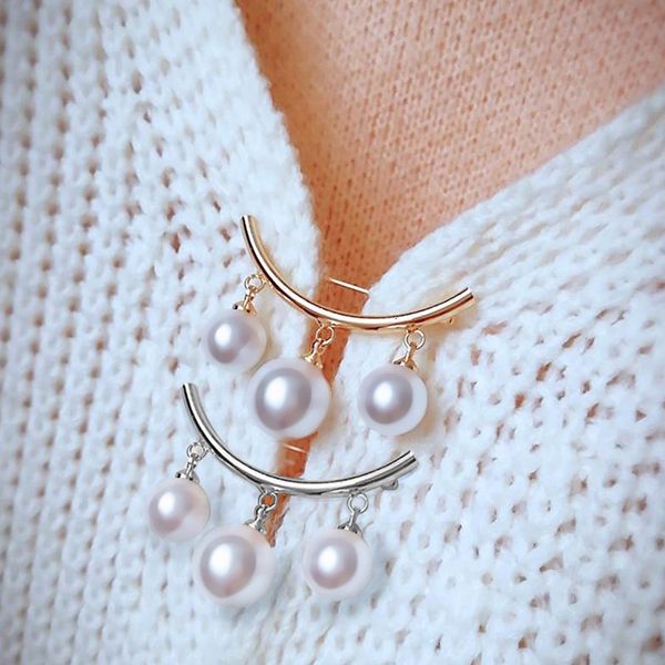 brooch fashion neckline light proof simple pearl fixed clothing pin cardigan popular creative accessories, Gray
brooch fashion neckline light proof simple pearl fixed clothing pin cardigan popular creative accessories, Gray